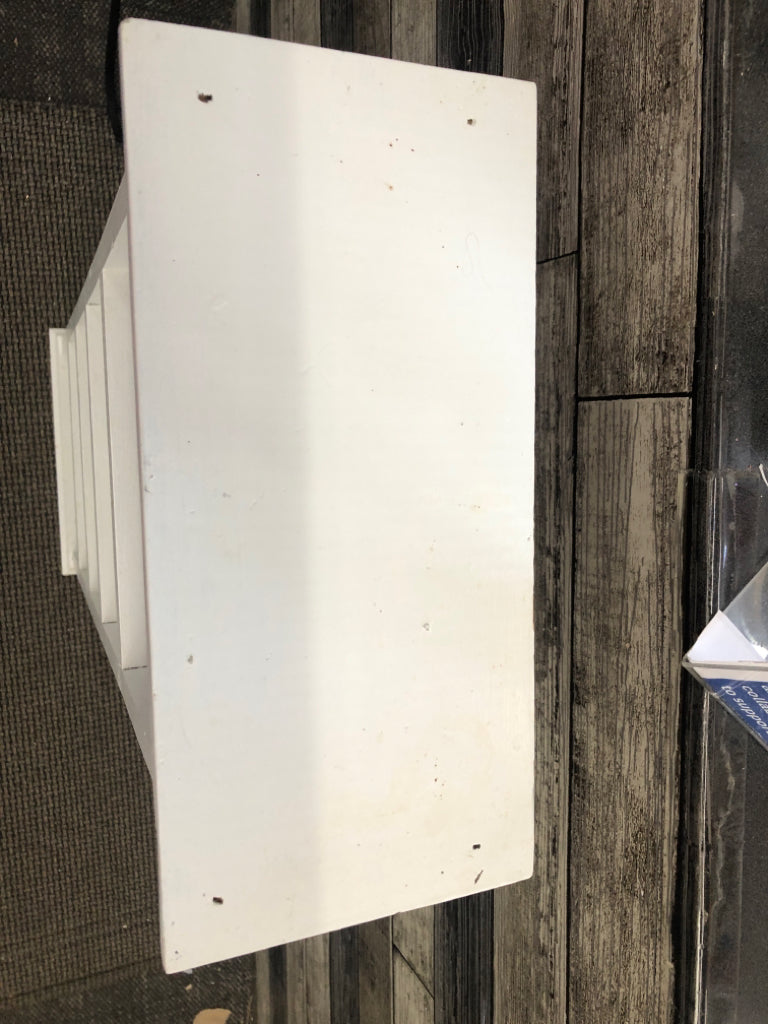 WHITE PAINTED SMALL BOOK SHELF.