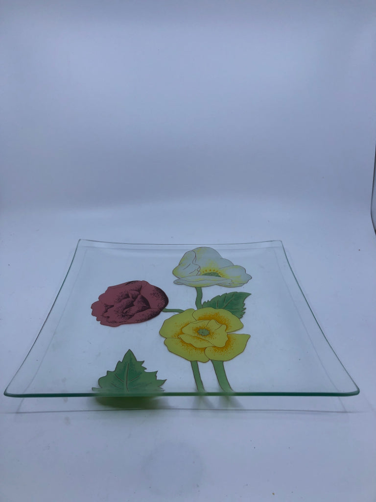 PAINTED FLOWERS ON GLASS PLATE.