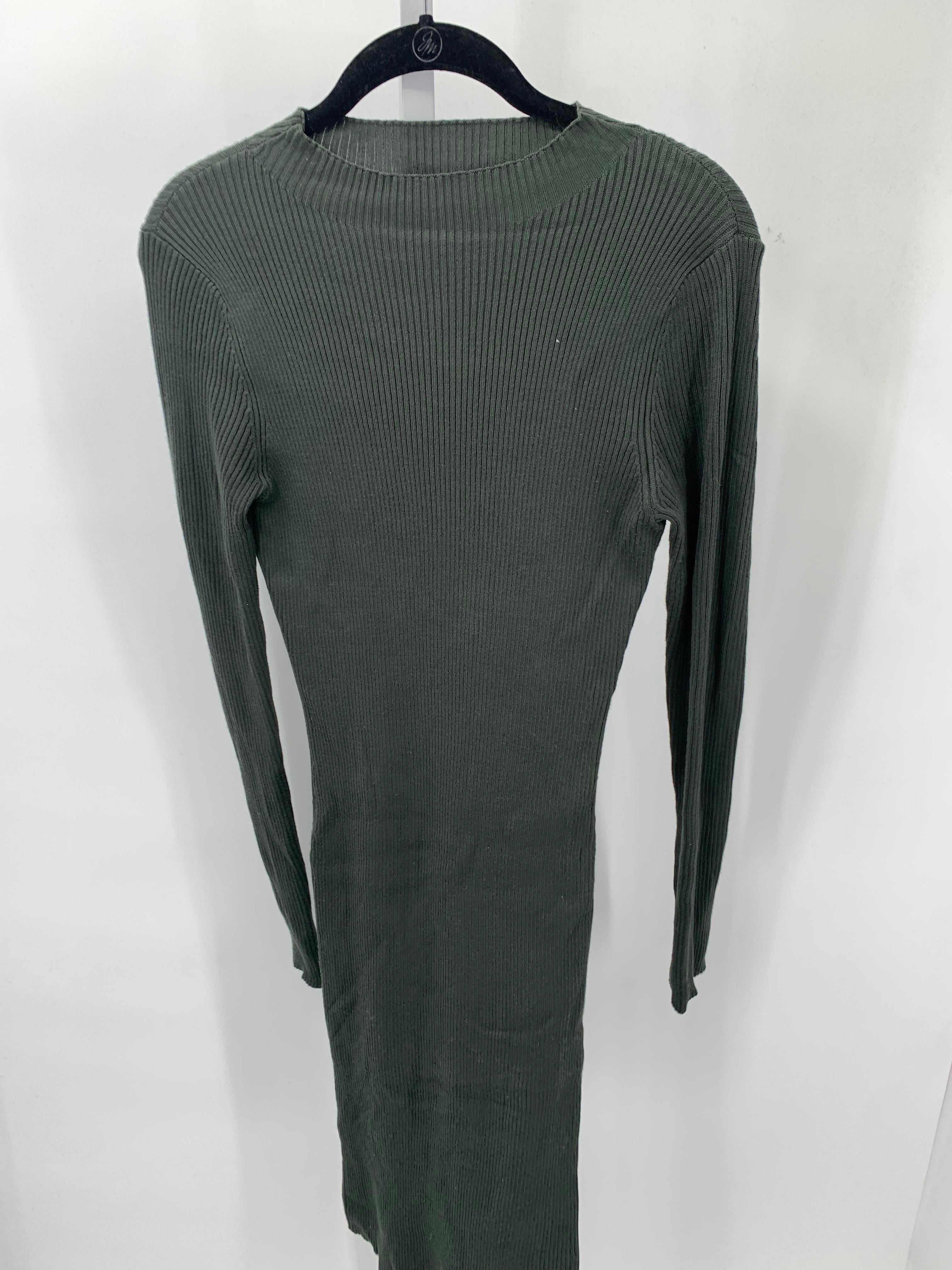 Size Medium Juniors Long Sleeve Dress