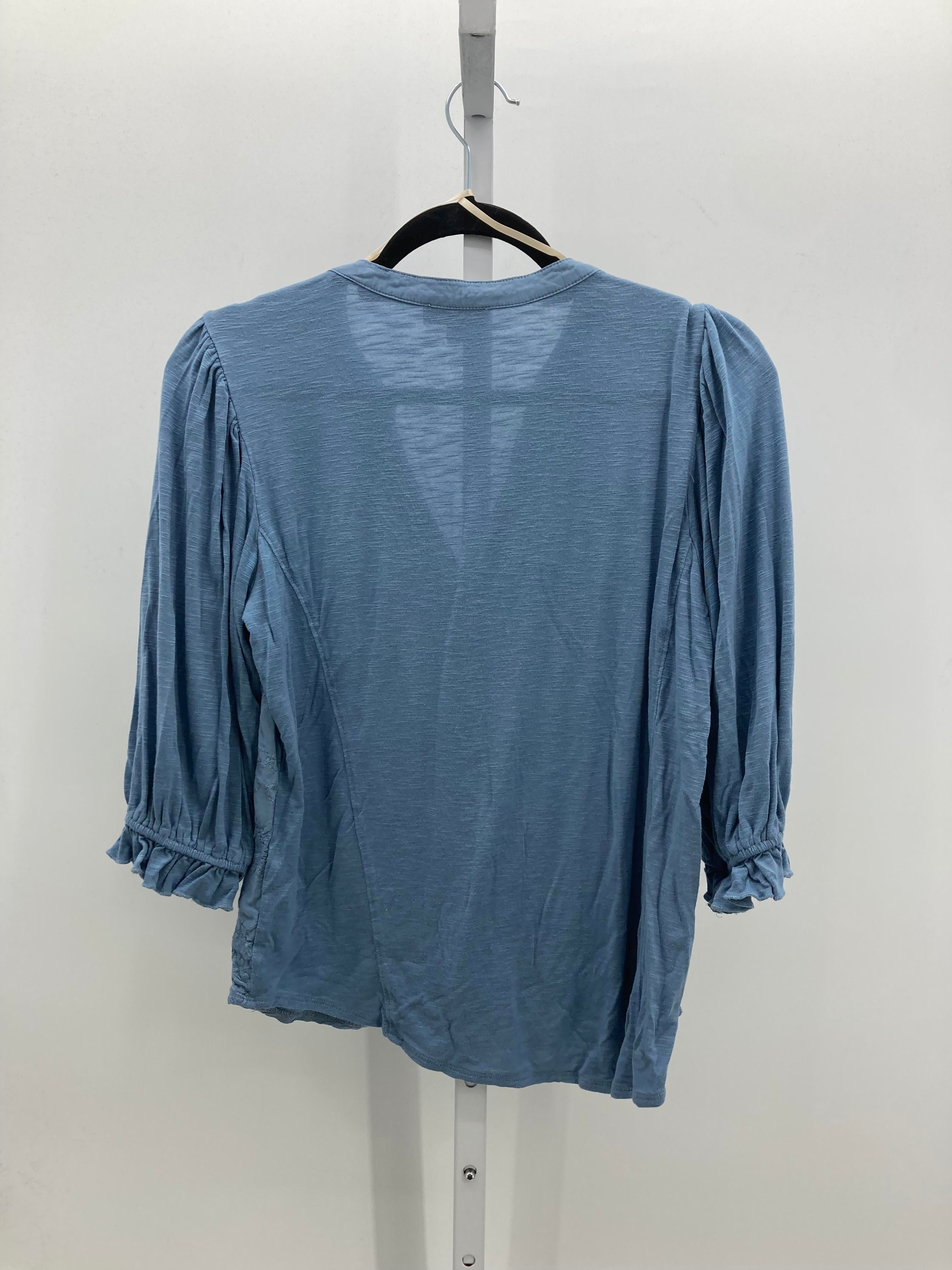 Democracy Size Small Misses 3/4 Sleeve Shirt