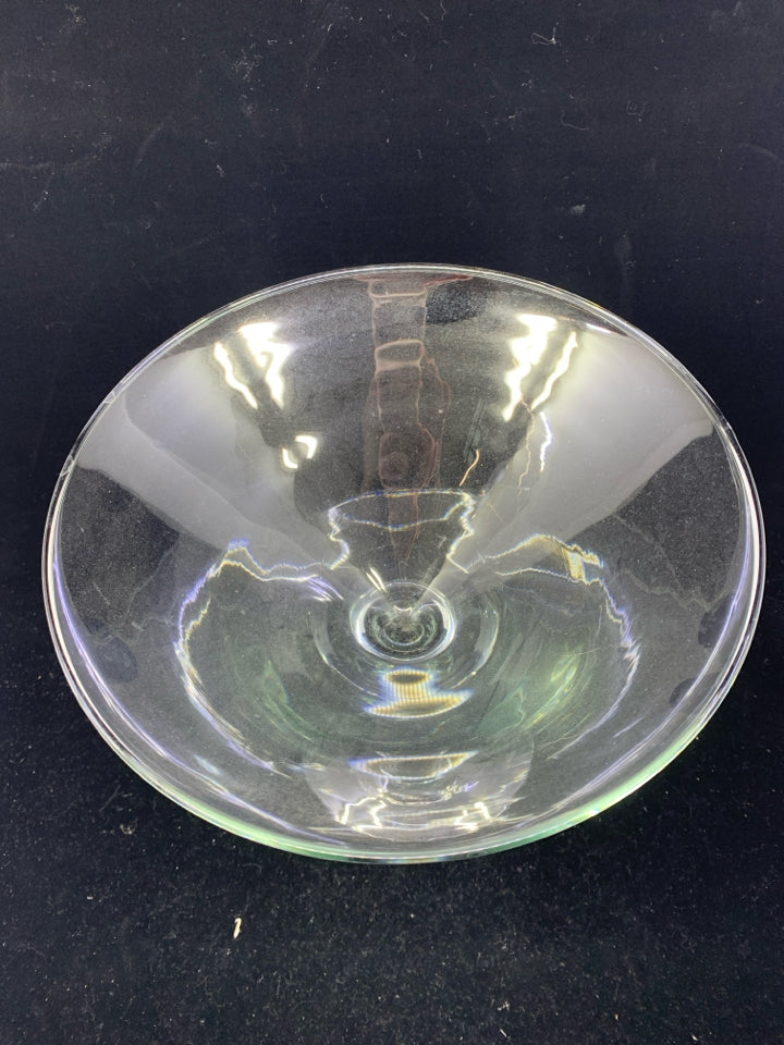 LARGE CLEAR GLASS MARTINI CENTERPIECE.