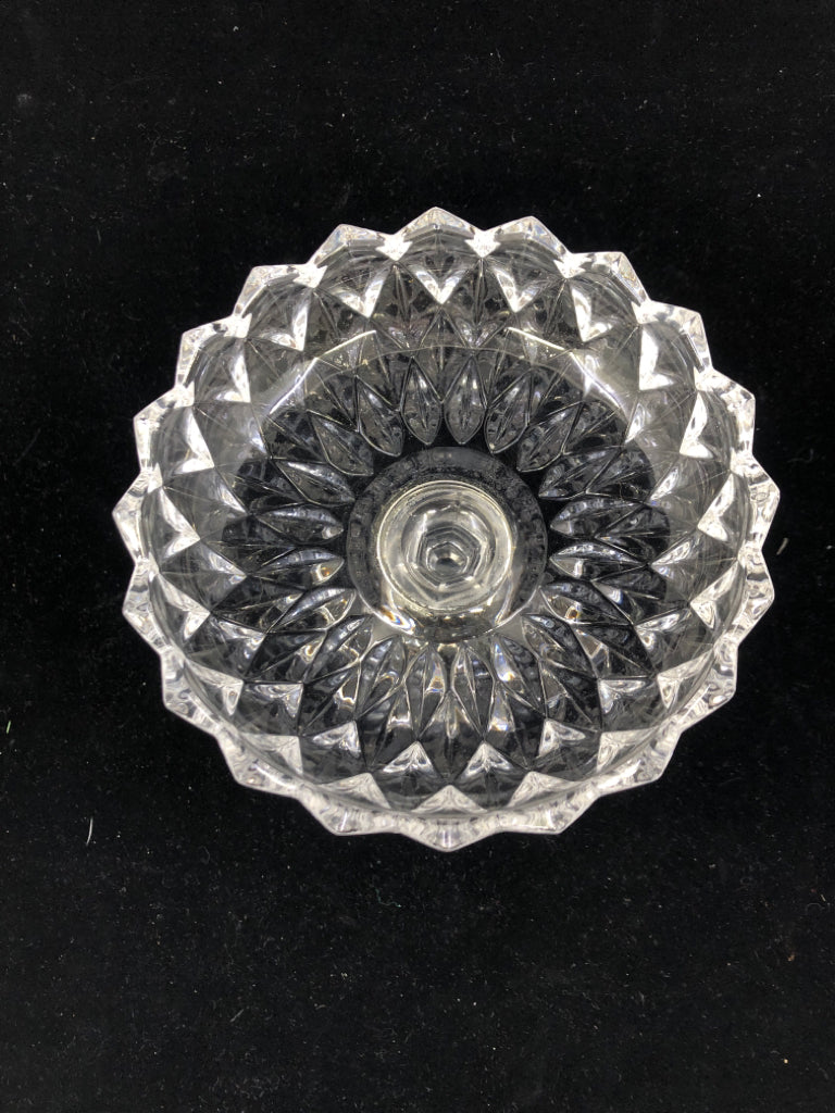 VTG FOOTED SAWTOOTH EDGE GLASS DISH.