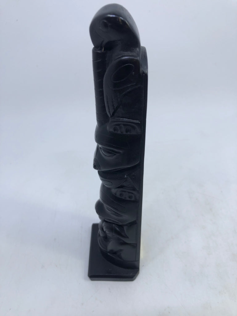 HUMAN, ANIMAL W/TONGUE OUT, ANIMAL, EAGLE TOTEM POLE HAND CARVED CFB COMOX CANAD