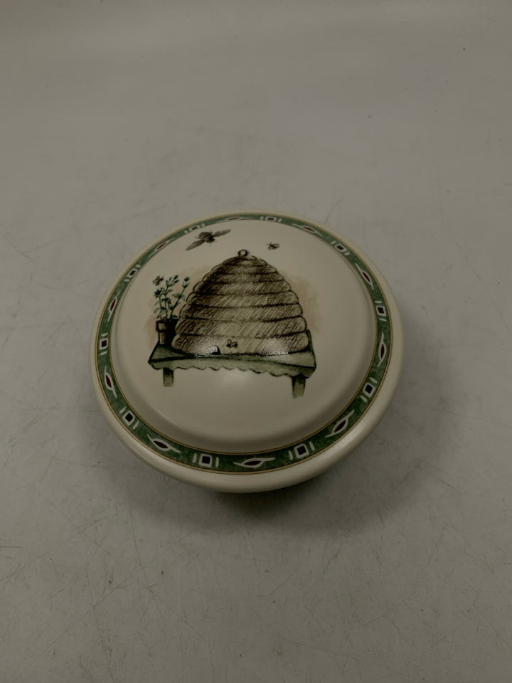 VTG NATUREWOOD PATTERN TRINKET DISH W/ BEE HIVE.