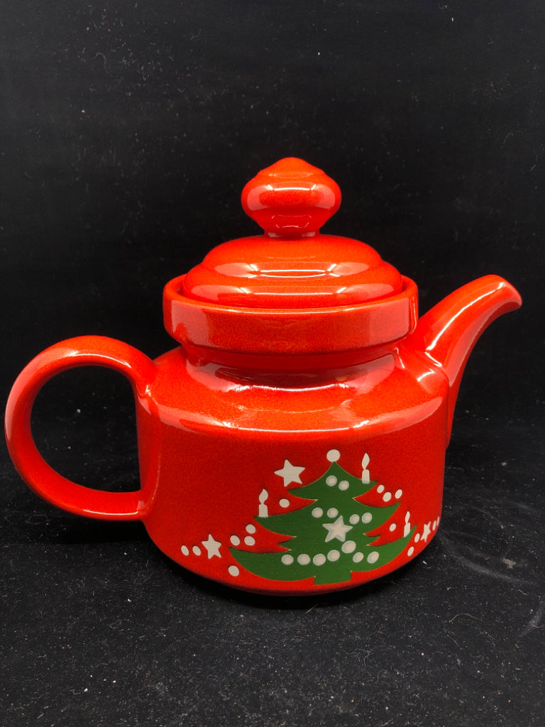 RED CERAMIC CHRISTMAS TEAPOT W TREE.