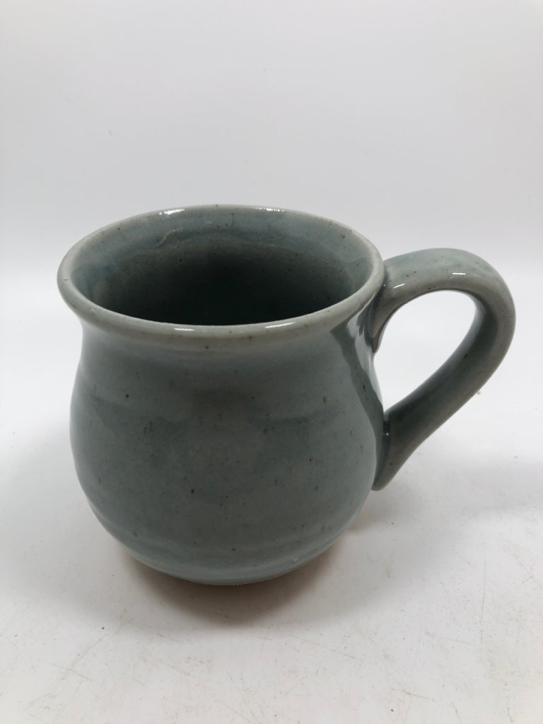 BLUE STONEWARE MUG.