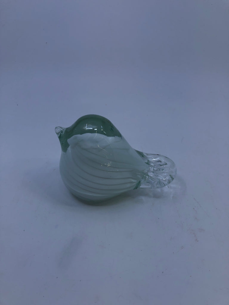 WHITE HEAVY PAPERWEIGHT BIRD.
