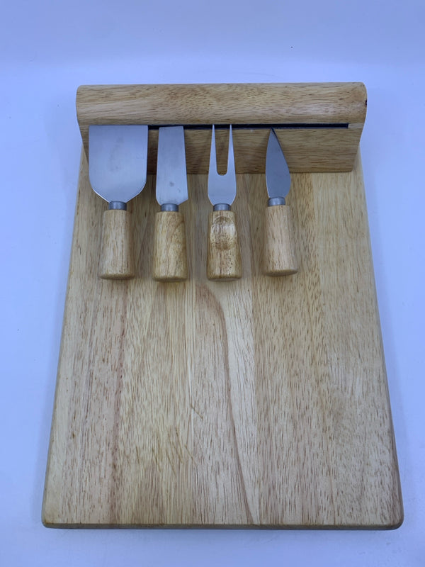 BLONDE WOOD MAGNETIC CHEESE BOARD W/ KNIVES.