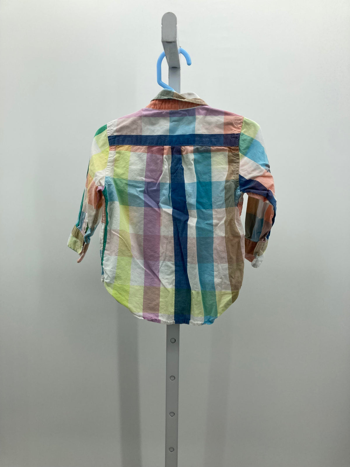 PLAID BTN DOWN