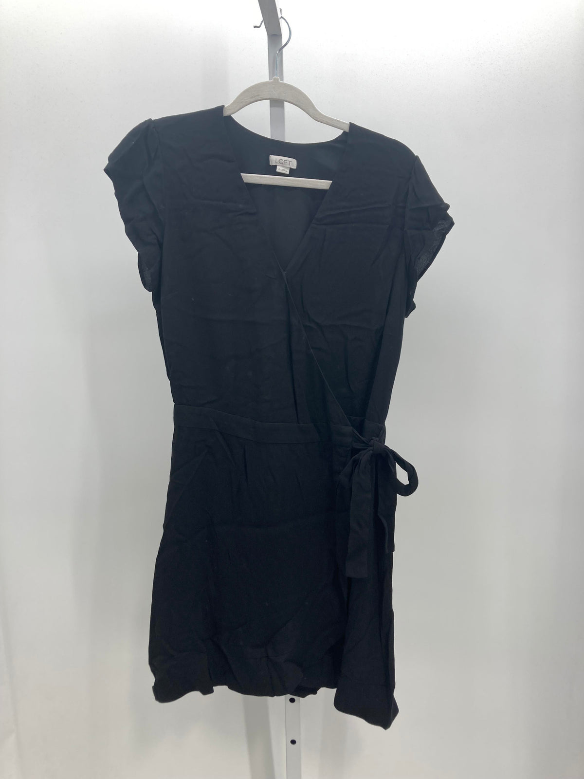 Loft Size 2 Misses Short Sleeve Shirt