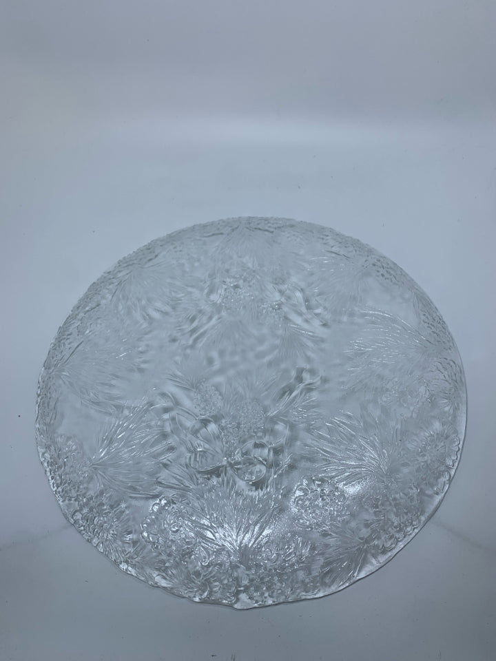 GLASS CIRCLE PLATTER W/ PINECONES & RIBBON.