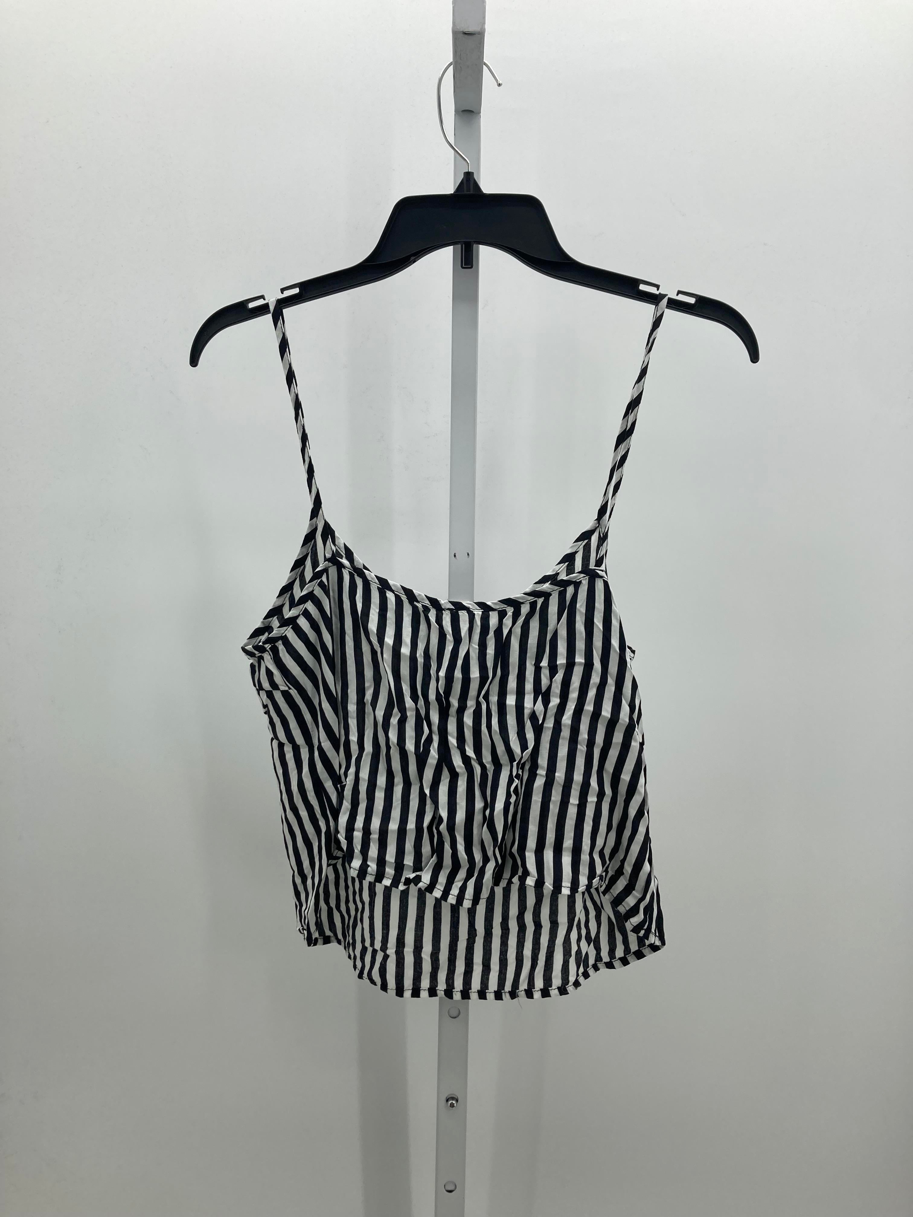 Alya Size Medium Juniors Tank
