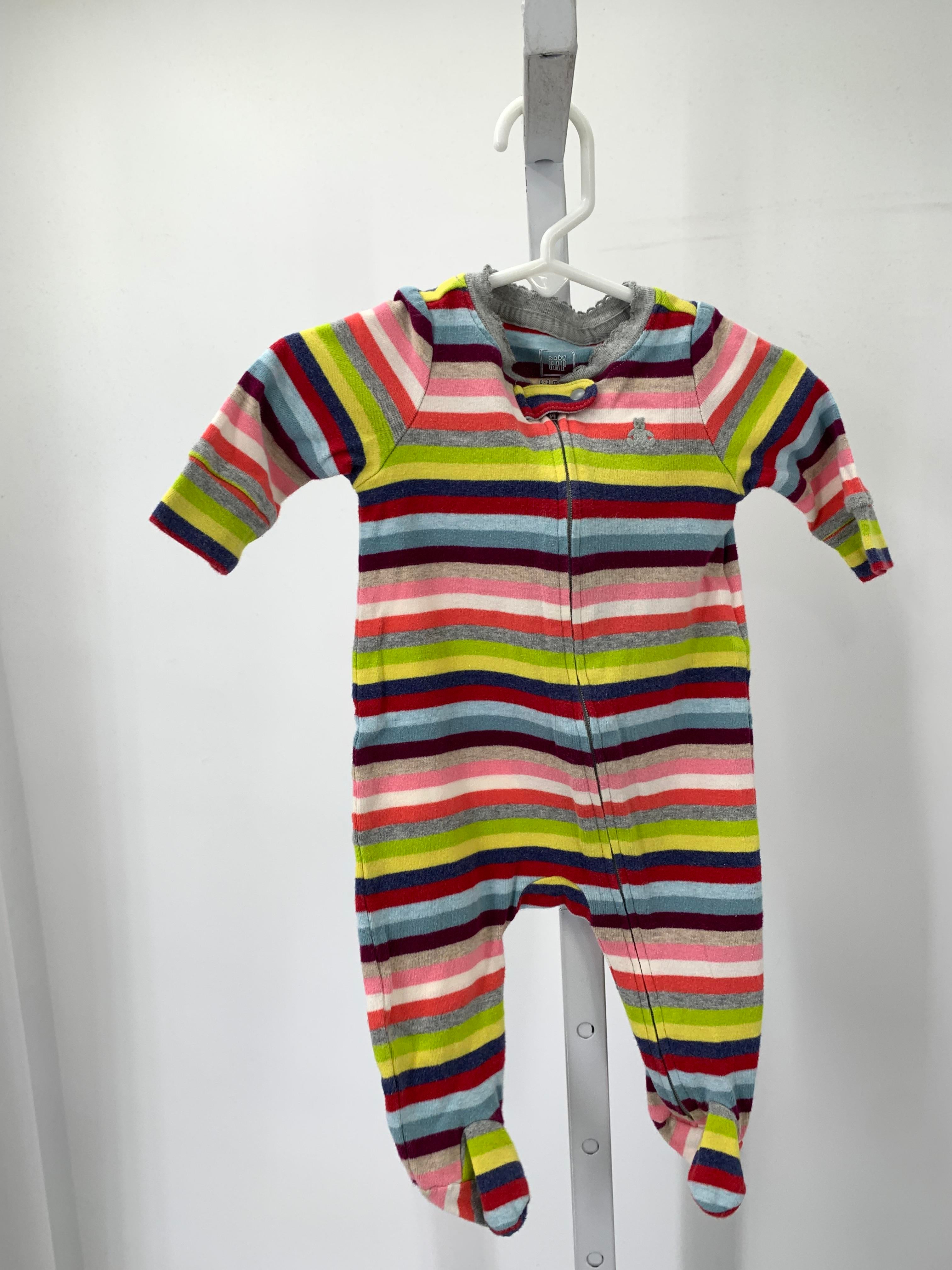 Baby Gap Size 0-3 months Girls Long Slv. Romper