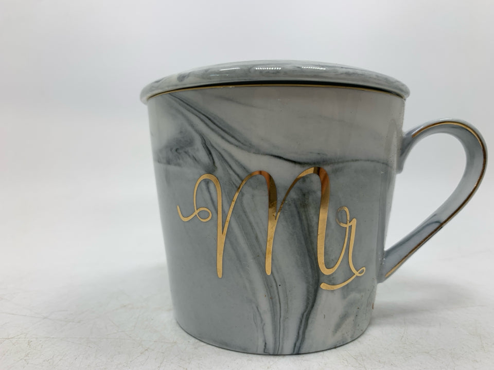 MR & MRS MUG SET IN BOX