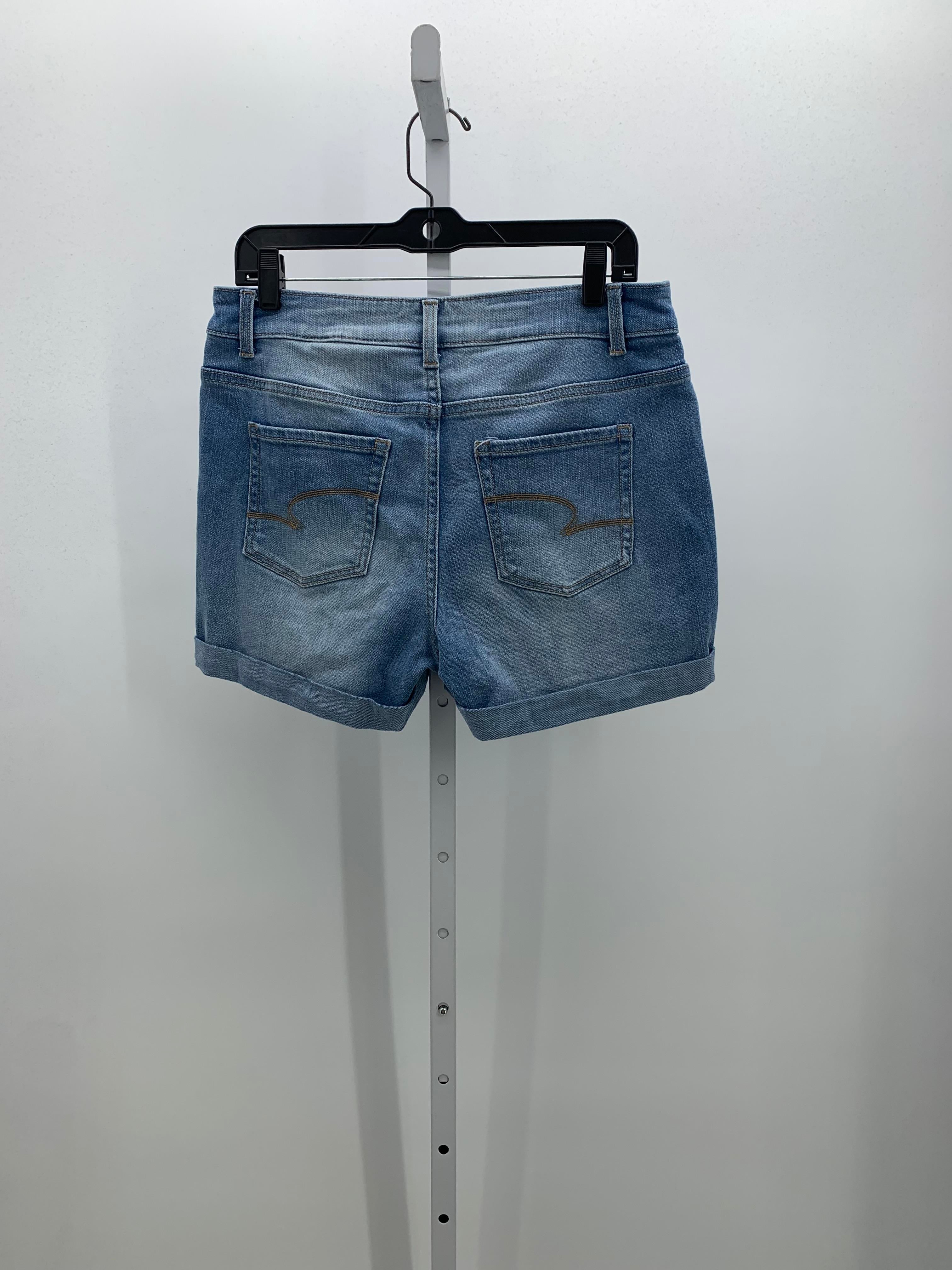 Time and Tru Size 10 Misses Shorts