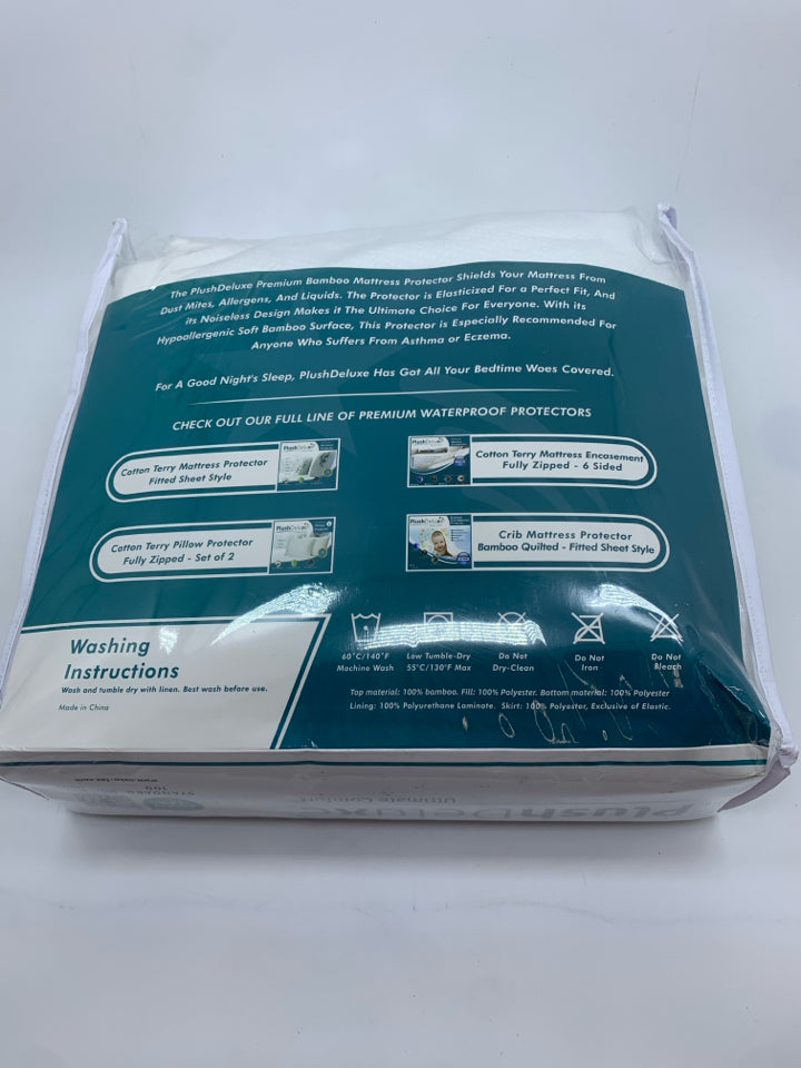 NIP BAMBOO QUEEN MATTRESS PROTECTOR.