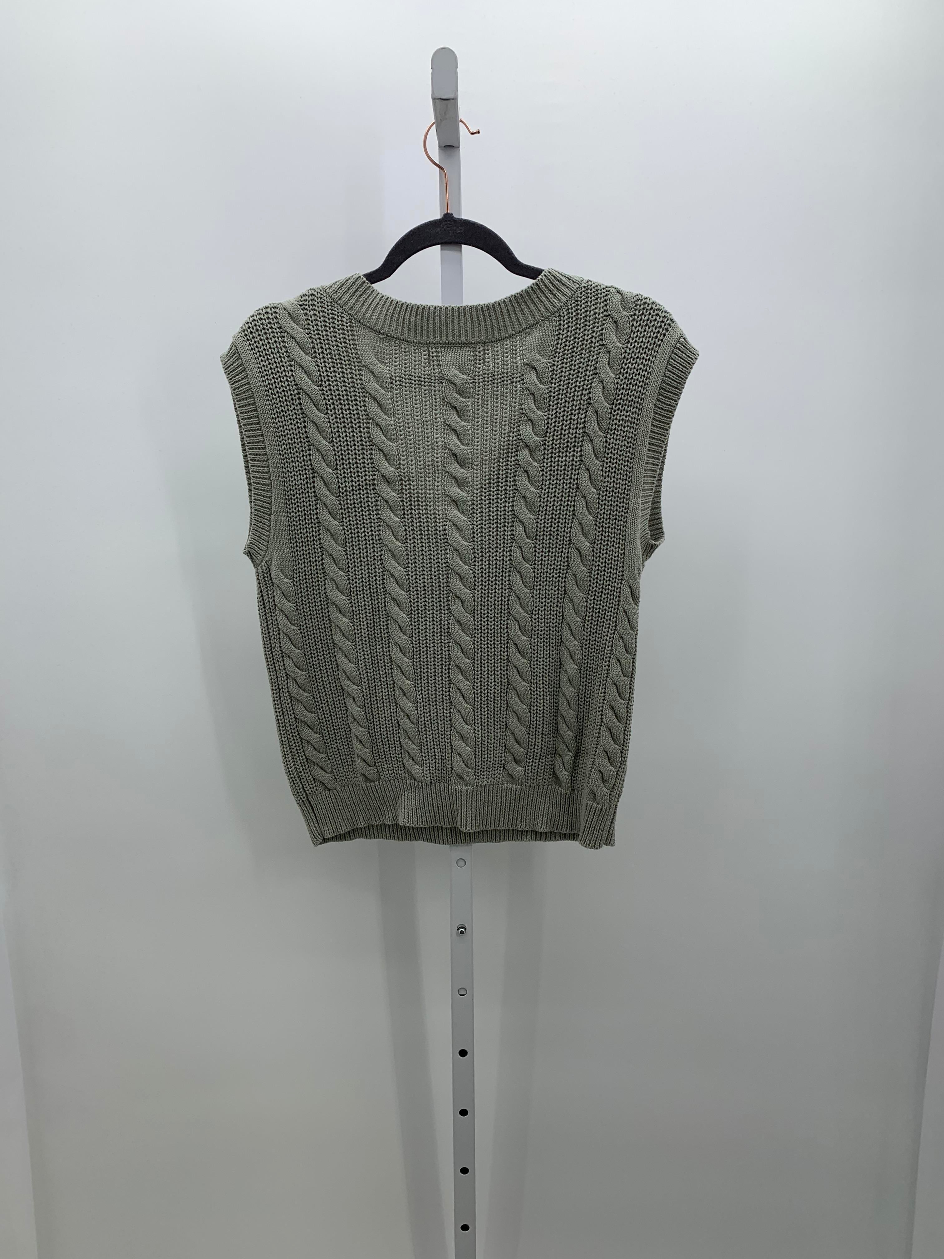 Jessica Simpson Size Medium Misses Sleeveless Sweater