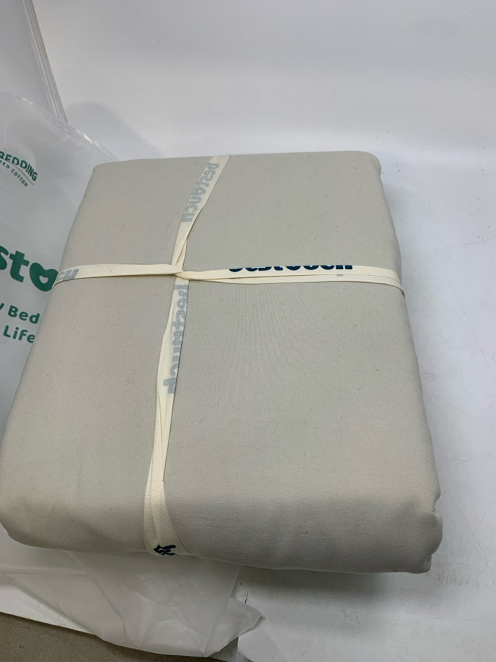 NIP BESTOUCH DUVET COVER SUPER KING PLUS SIZE.