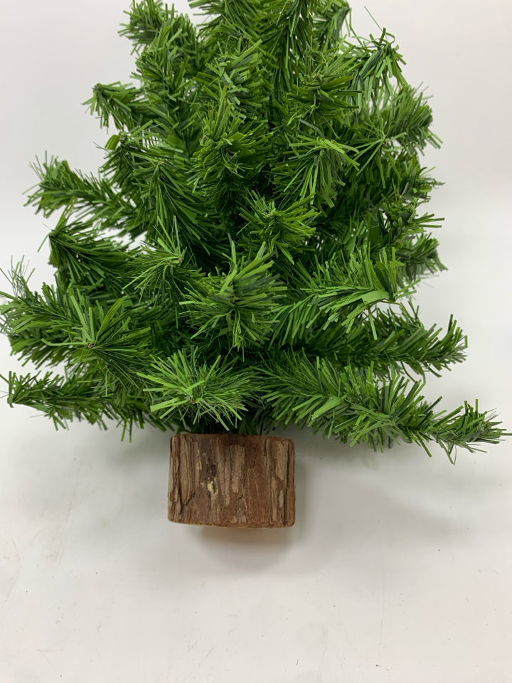 MINI CHRISTMAS TREE WOOD BASE.