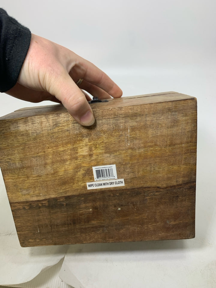 WOOD BOX W/  SPARKLE MONOGRAM "C" JEWELRY BOX.