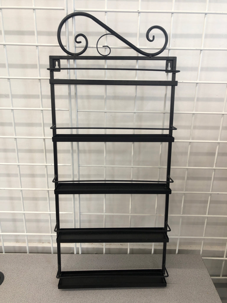 5 SHELF BLACK METAL SPICE RACK.