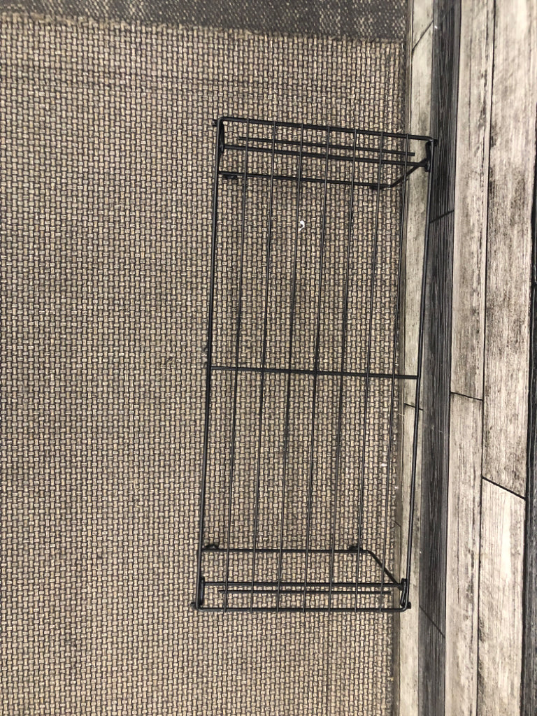 BLACK WIRE SHOE RACK SHELF.