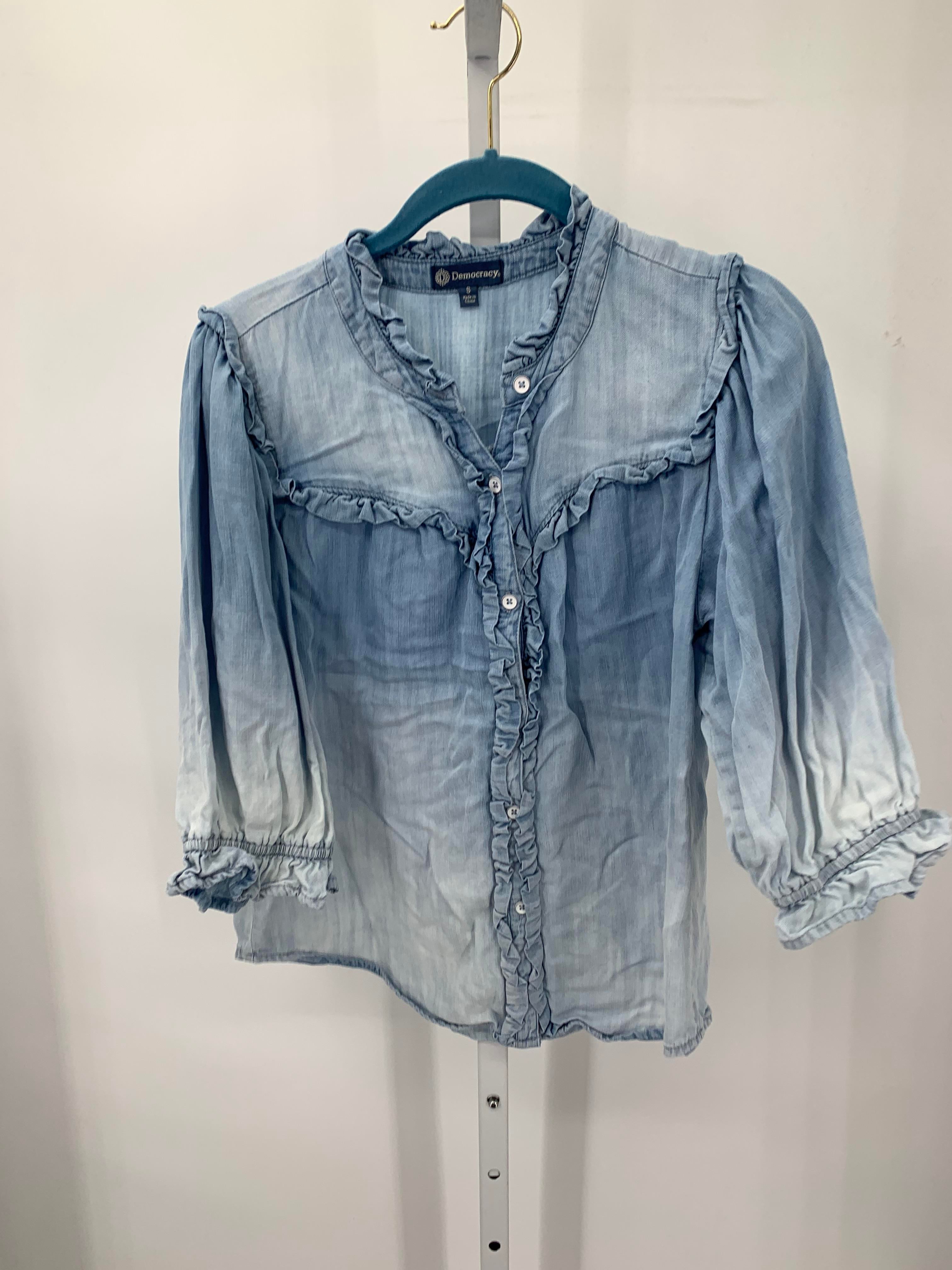 Democracy Size Small Misses 3/4 Sleeve Shirt