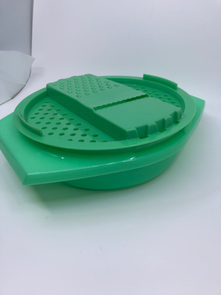 MINT GREEN TUPPERWARE CHEESE GRATER W BOTTOM CATCH.