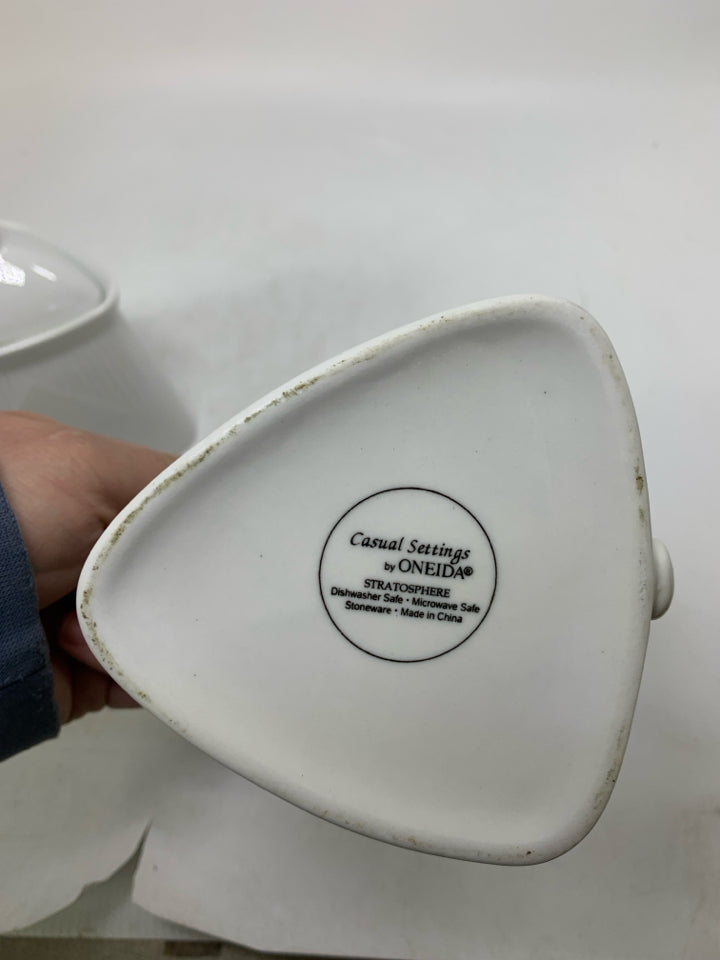 TRIANGLE SHAPED  SUGAR/CREAMER SET.