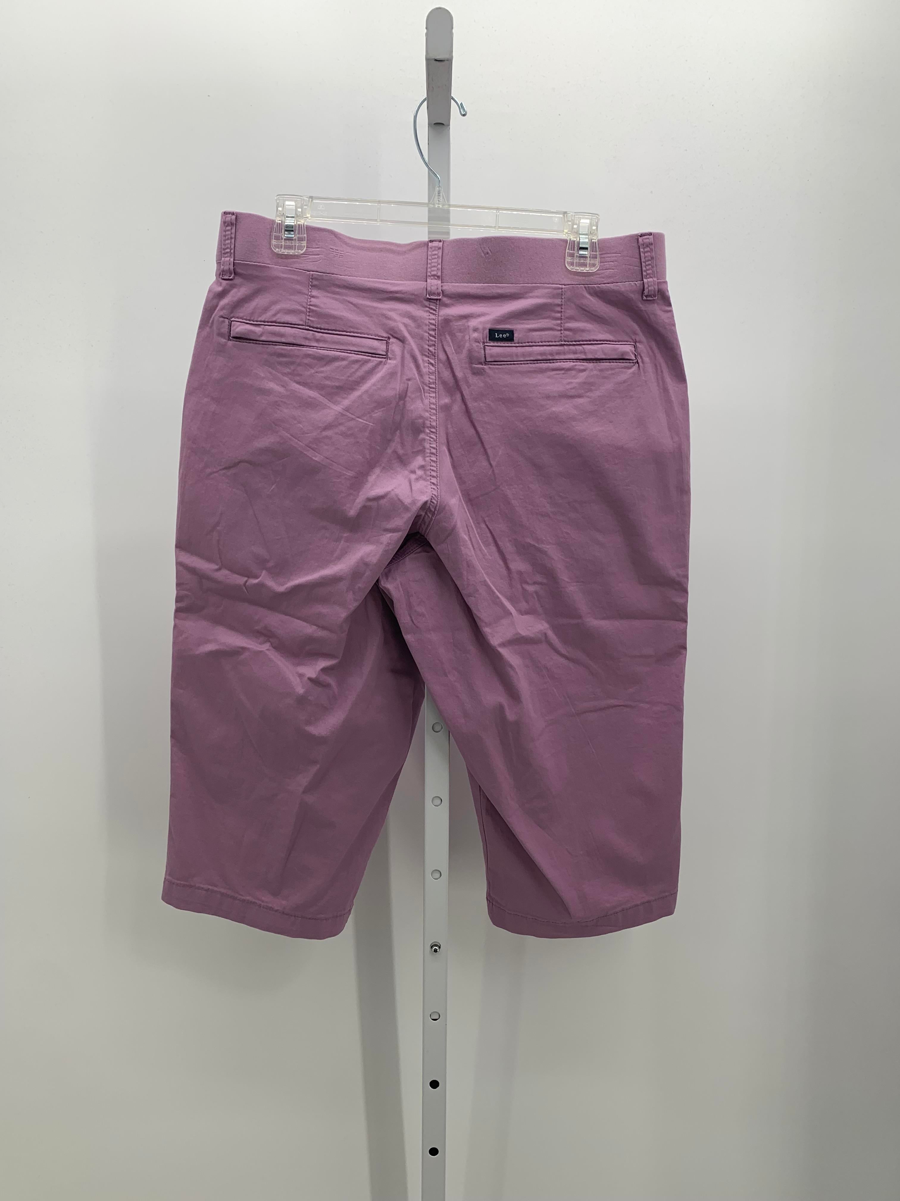 Lee Size 12 Misses Capri Pants