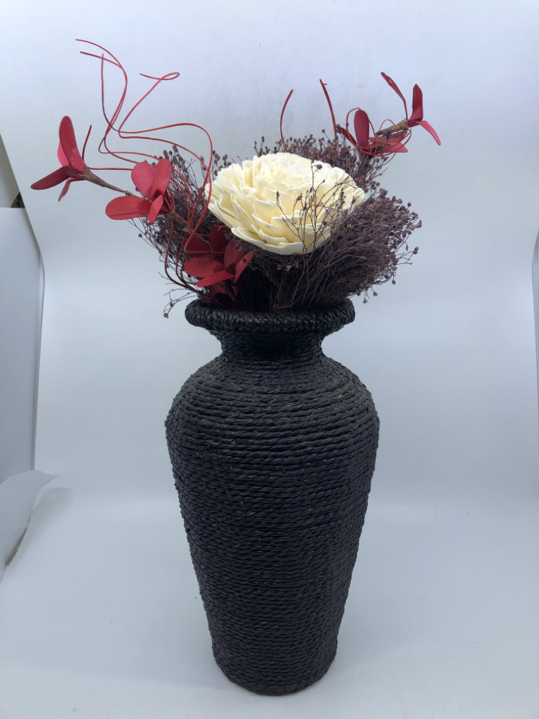 BLACK WICKER VASE W FAUX FLORAL.