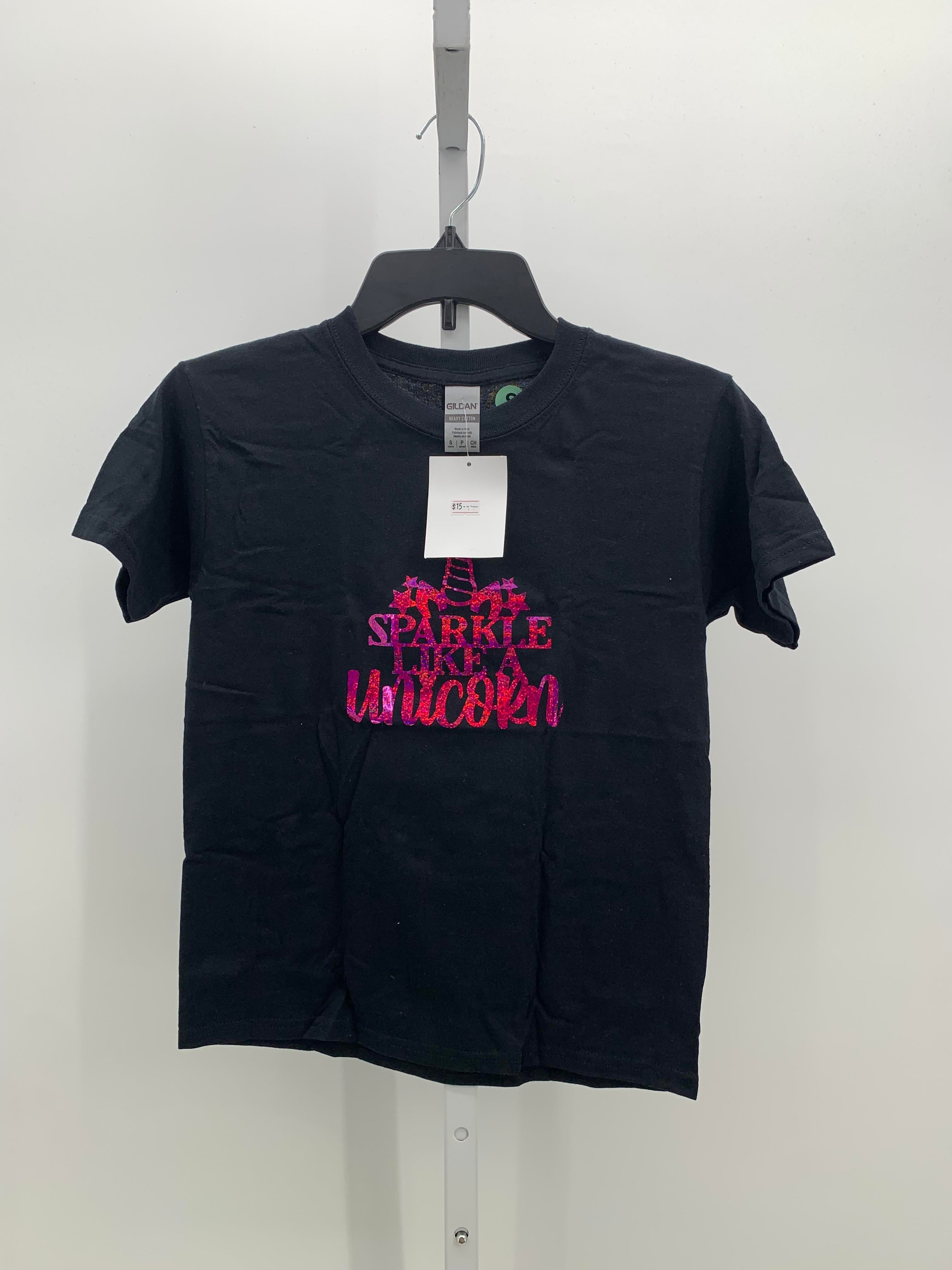 Gildan Size 6-8 Girls Short Sleeve Shirt