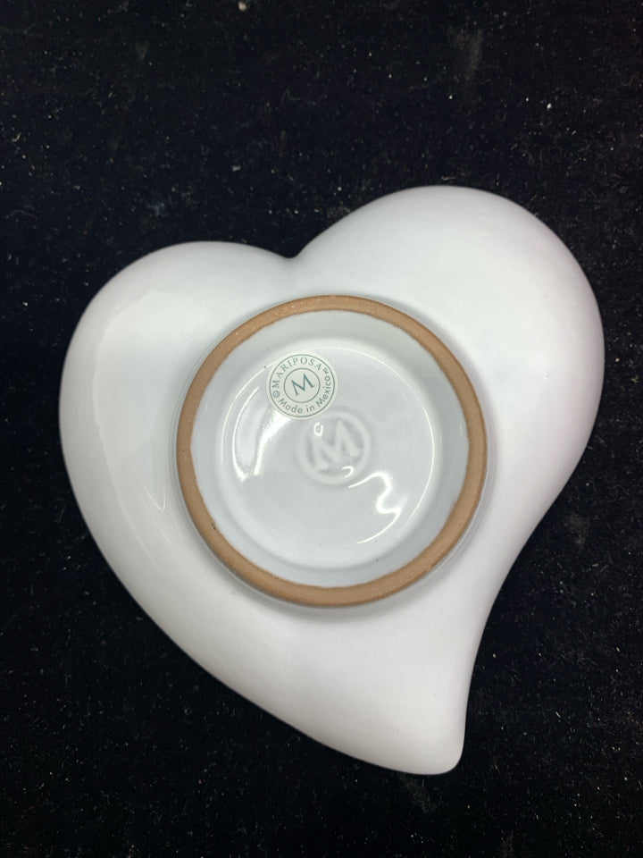 MARIPOSA HEART SERVING BOWL W SPOON IN BOX.