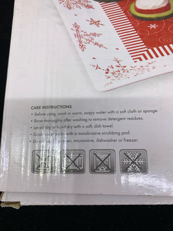 NIB SNOWFLAKE CERAMIC PLATTER.