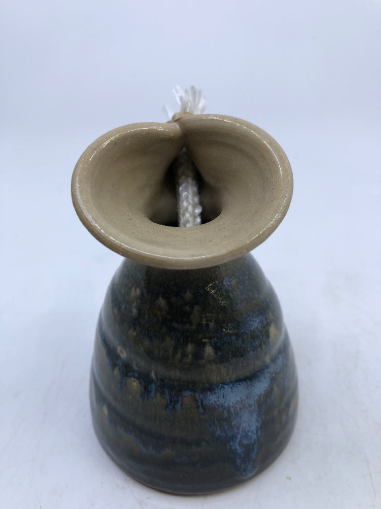 TAN/BLUE POTTER DIFFUSER SKINNY NECK.