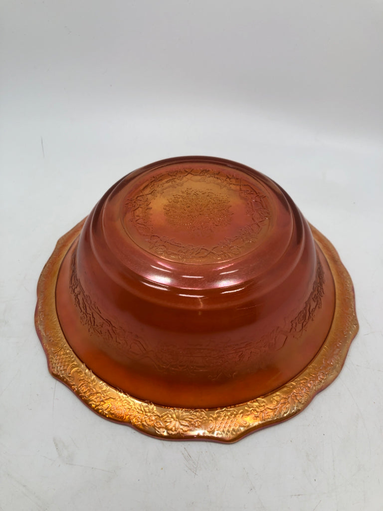 SM STYLE CARNIVAL GLASS ROUND SERVING BOWL.