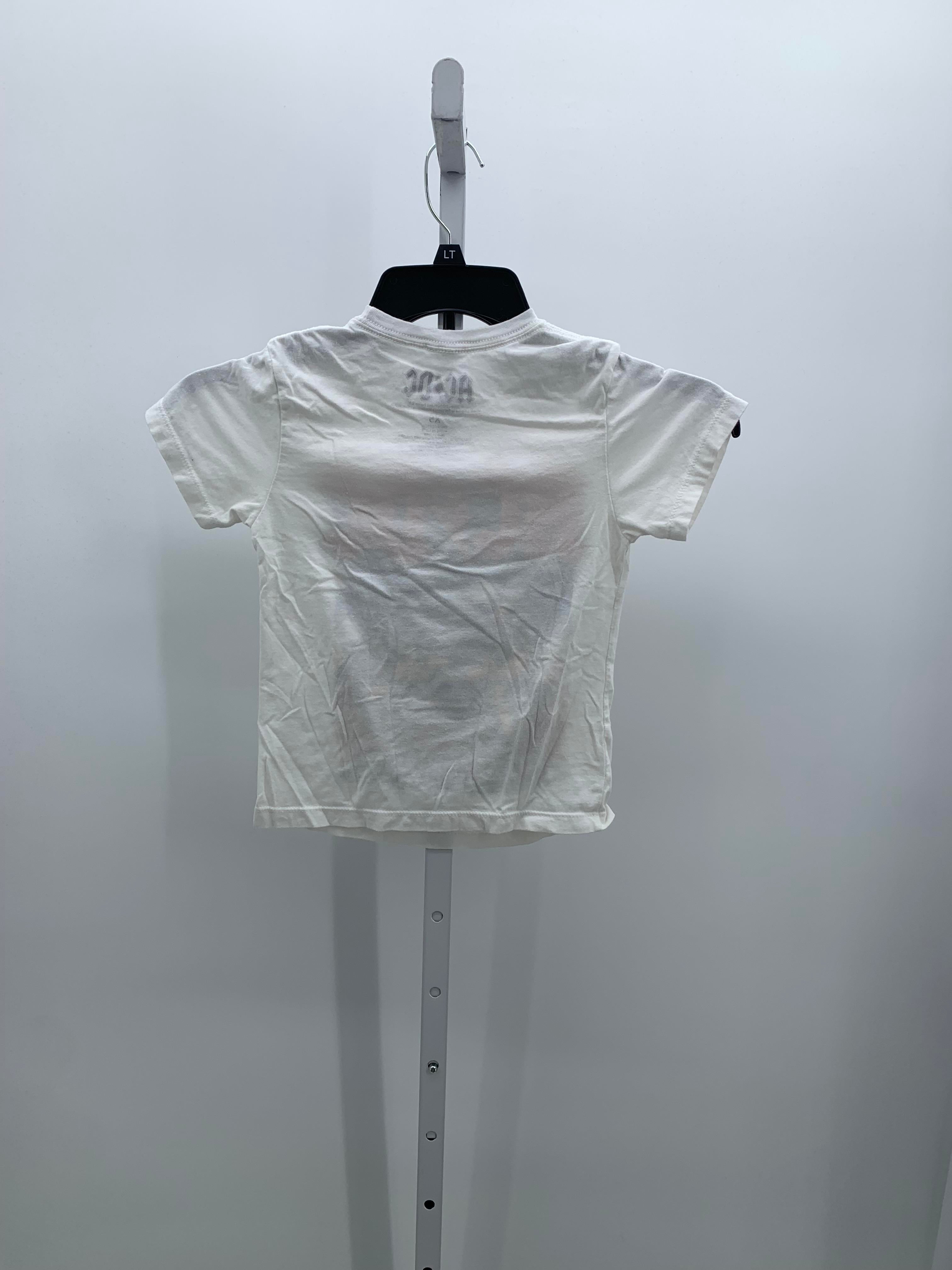 GRAPHIC KNIT TEE.