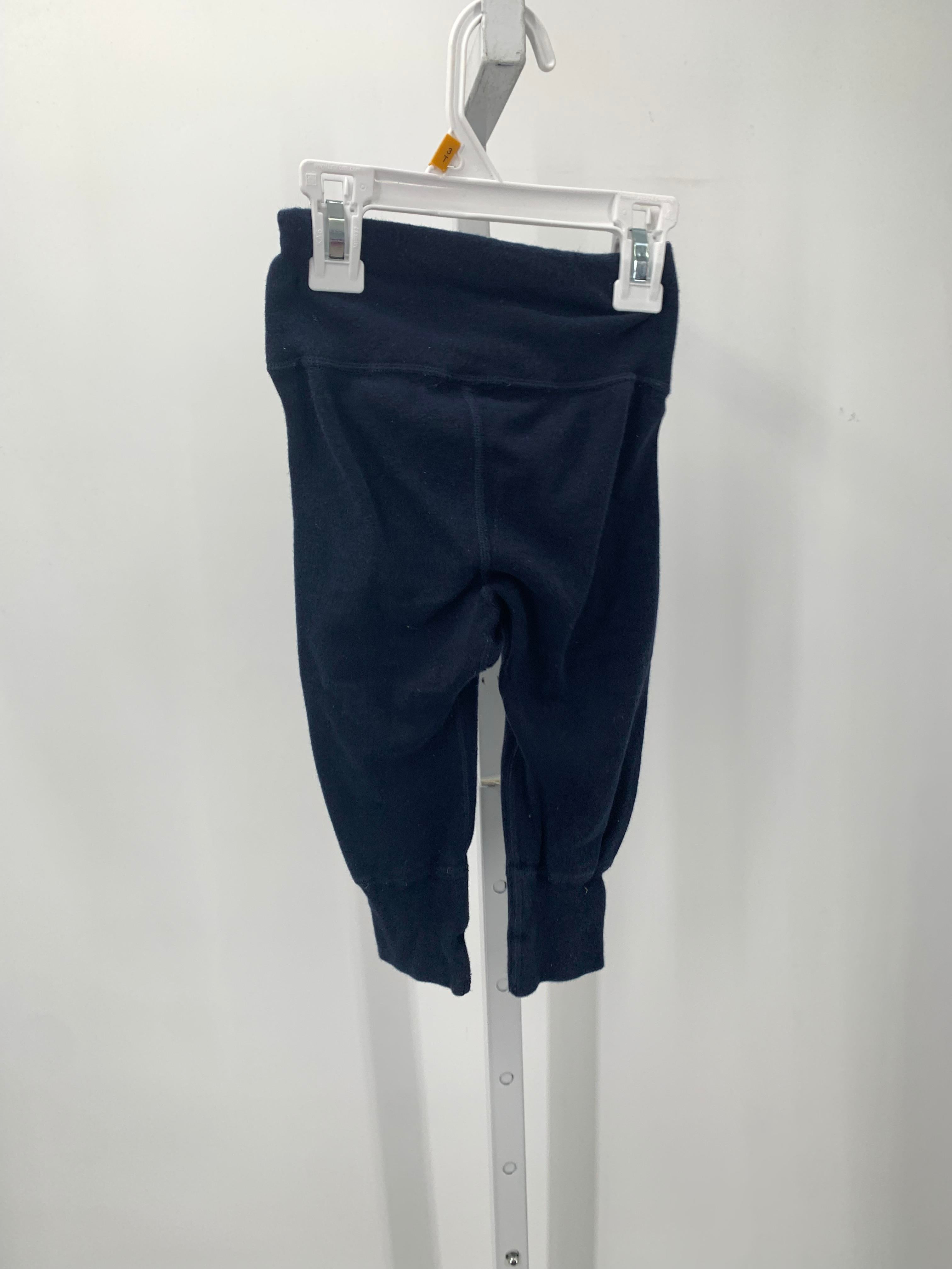 KNIT PANTS.