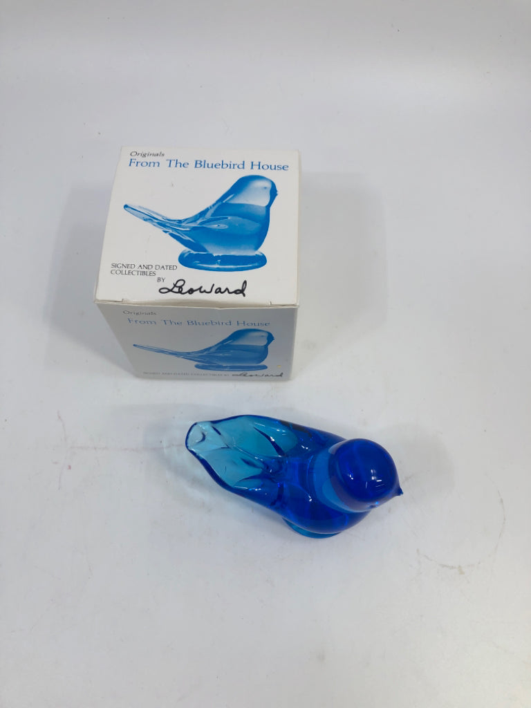GLASS BLUEBIRD BIRD OF HAPPINESS IN BOX LEO WARD.