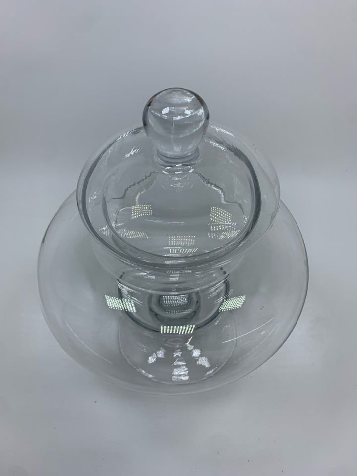 ROUND GLASS FOOTED CANDY JAR W/LID.