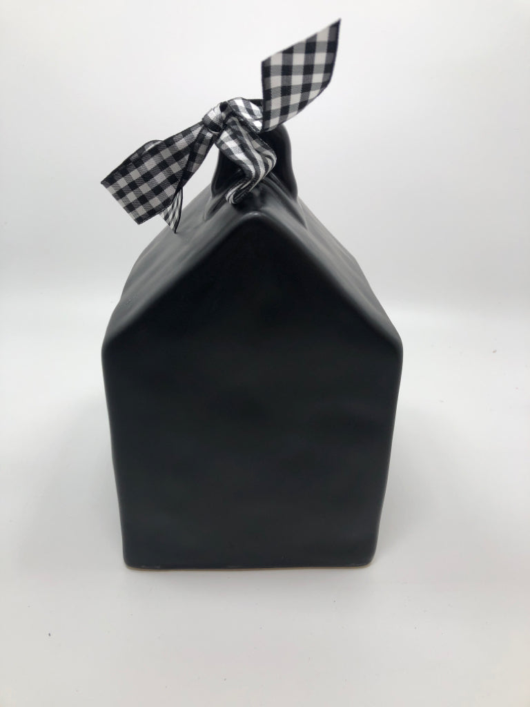RAE DUNN BIRD HOUSE 'THANKFUL'.
