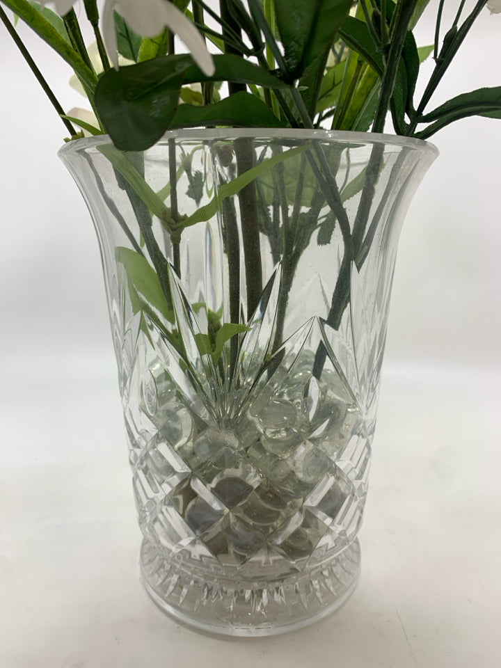 FAUX FLORALS IN CLEAR VASE W/GEMS.