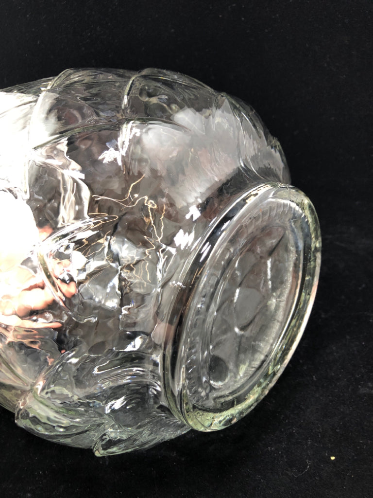 GLASS PINEAPPLE SHAPED DRINK DISPENSER.