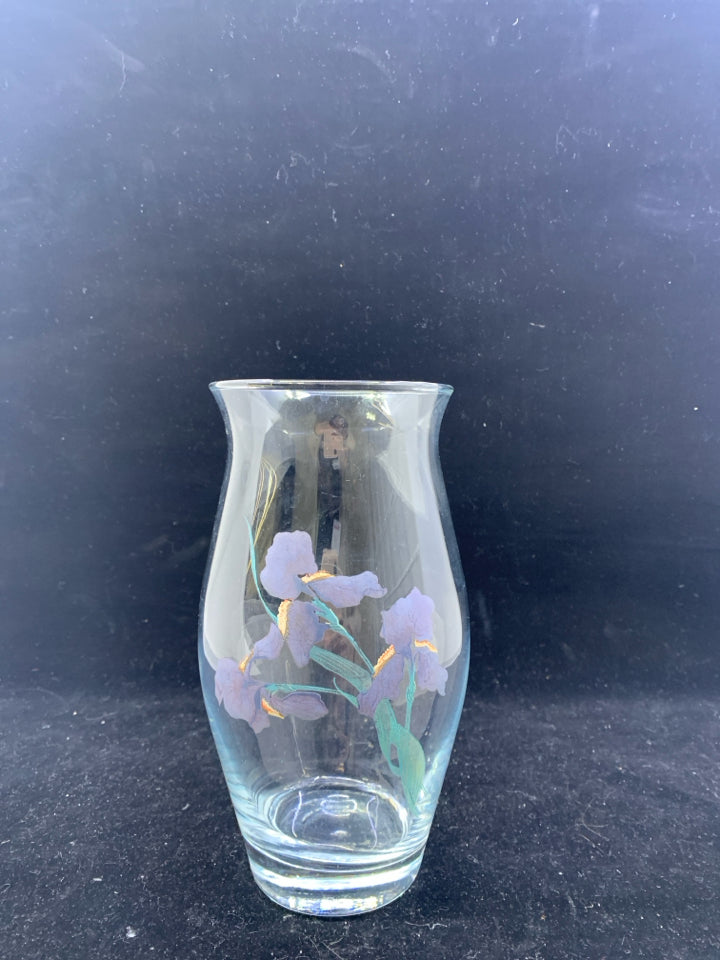 GLASS VASE W/IRISES.