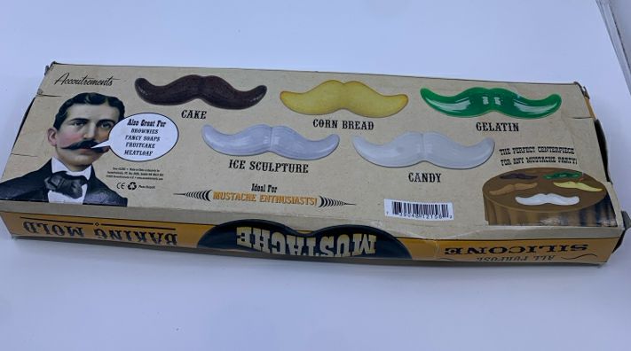 NIB SILICONE MUSTACHE BAKING MOLD.