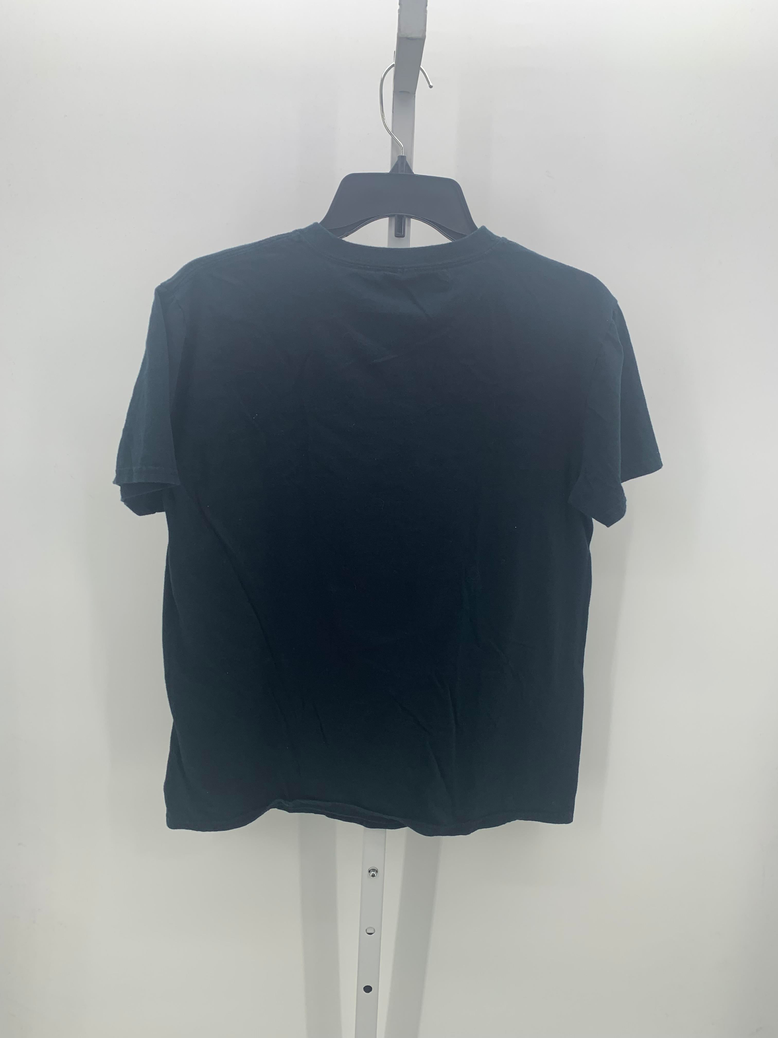Size Medium Juniors Short Sleeve Shirt