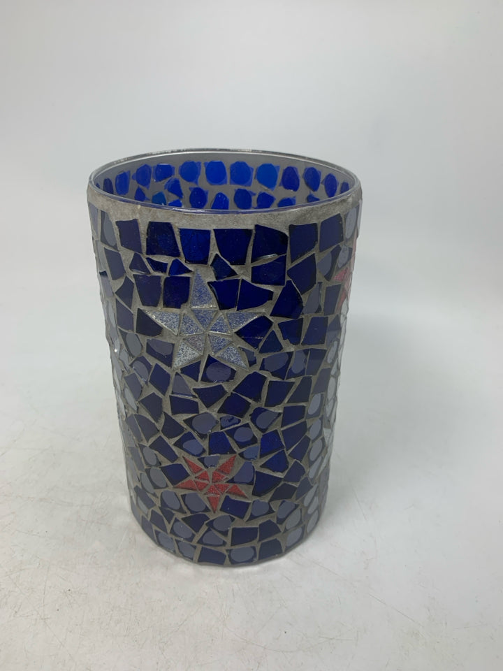 RED/WHITE/ BLUE MOSAIC PILLAR CANDLE HOLDER.