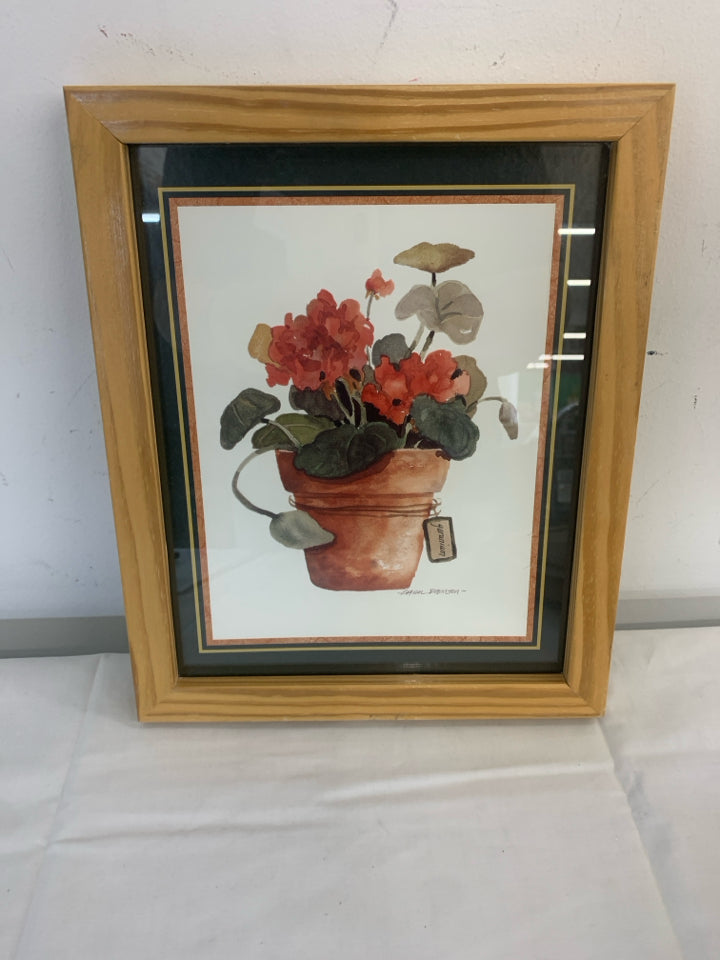 LIGHT WOOD GERANIUM FLOWER POT RED FLOWERS WALL ART.