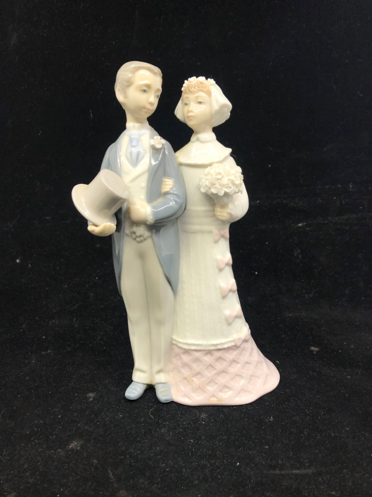 VTG LLADRO WEDDING COUPLE MAN AND WOMAN #4808.