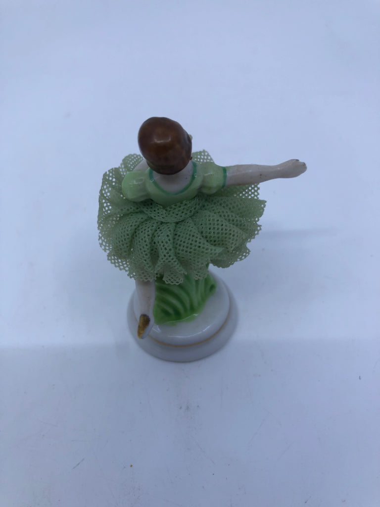 VTG SMALL GREEN PORCELAIN BALLERINA.